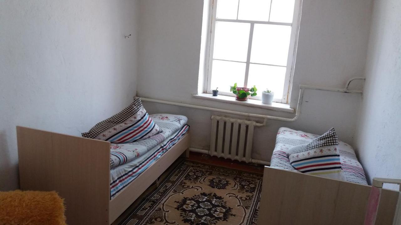 Happy Hostel In Kochkor מראה חיצוני תמונה